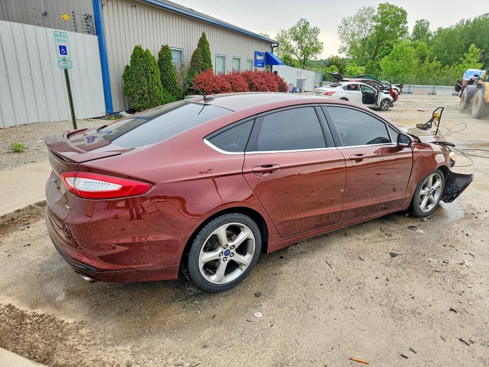 Photo 3 from auction – 2015 FORD FUSION with VIN 3FA6P0H71FR143903