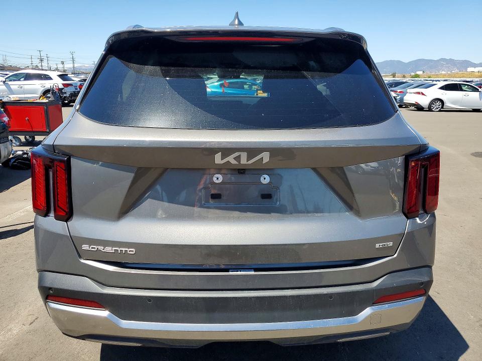 Photo 6 from auction – 2025 KIA SORENTO with VIN KNDRHDJG6S5334347