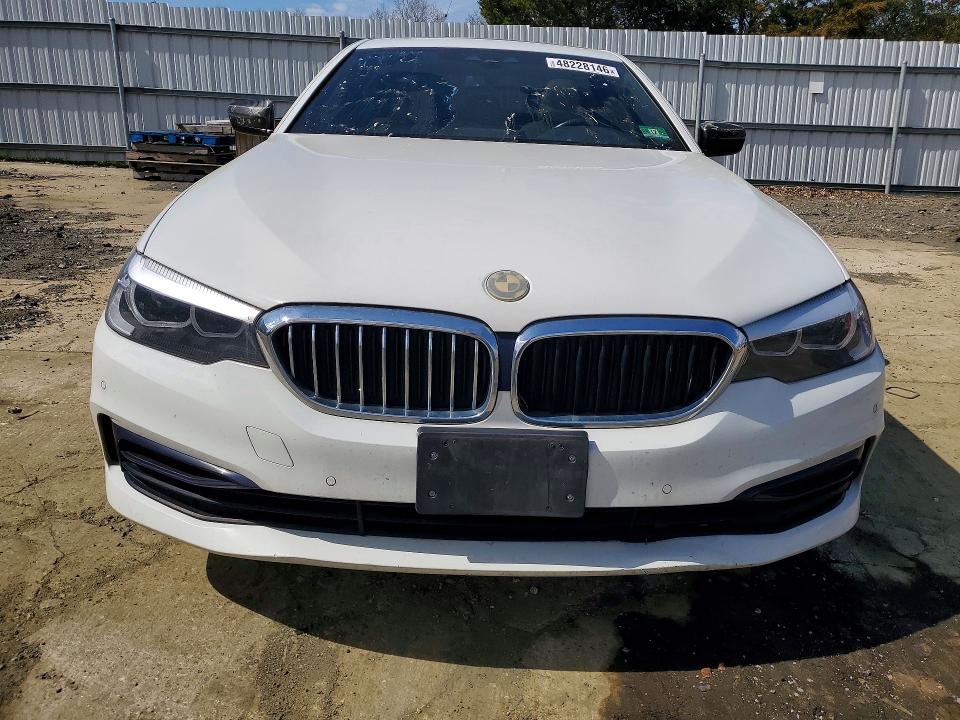 Photo 5 from auction – 2019 BMW 530 with VIN WBAJA7C50KWW17526