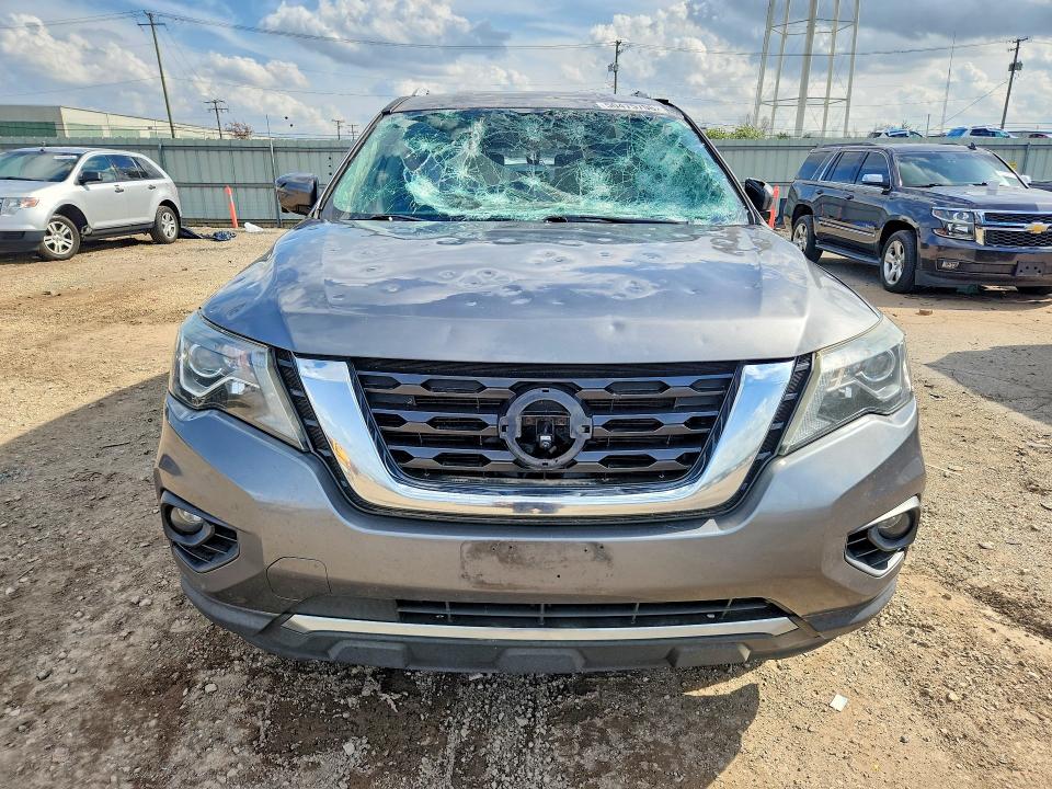 Photo 5 from auction – 2017 NISSAN PATHFINDER with VIN 5N1DR2MM7HC649400
