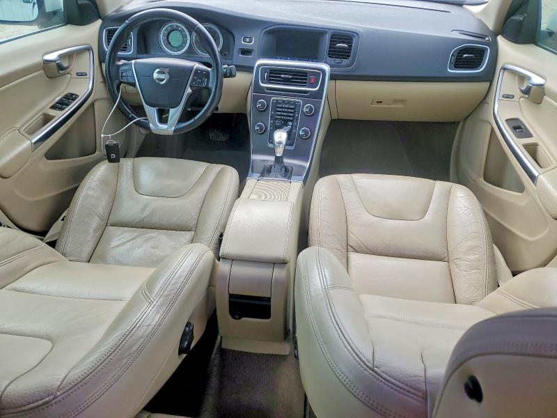 Photo 8 from auction – 2013 VOLVO S60 with VIN YV1612FS1D1226585