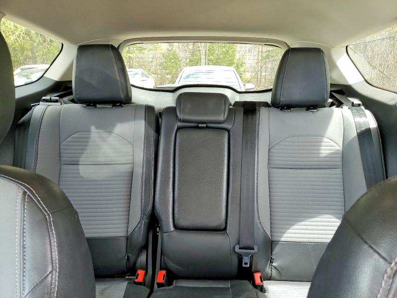 Photo 10 from auction – 2018 FORD ESCAPE with VIN 1FMCU0GDXJUB63450