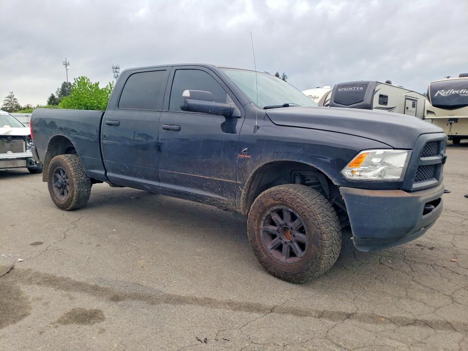 Photo 4 from auction – 2017 RAM 2500 with VIN 3C6UR5CL8HG569123