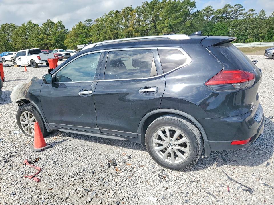 Photo 2 from auction – 2017 NISSAN ROGUE with VIN JN8AT2MV0HW009887