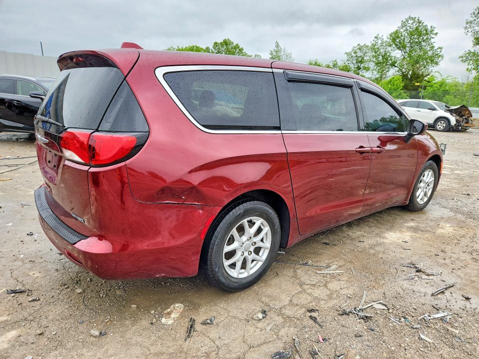 Photo 3 from auction – 2017 CHRYSLER PACIFICA with VIN 2C4RC1DG5HR521857