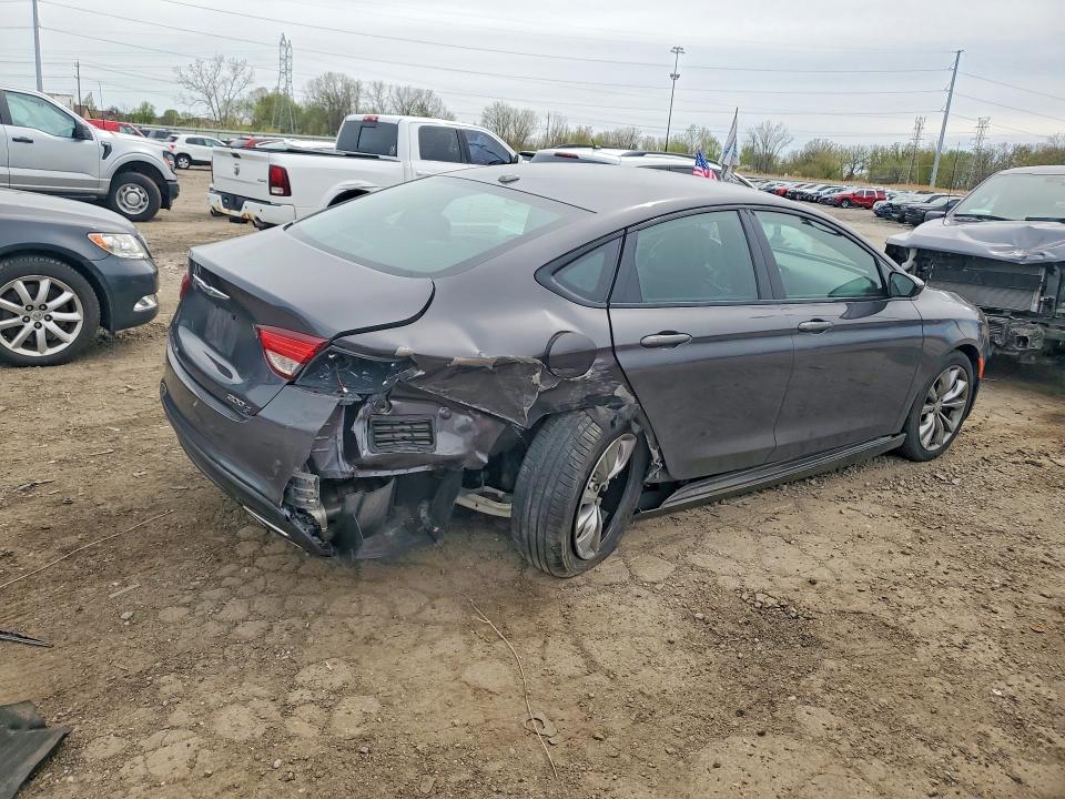 Photo 3 from auction – 2016 CHRYSLER 200 with VIN 1C3CCCBB3GN114791