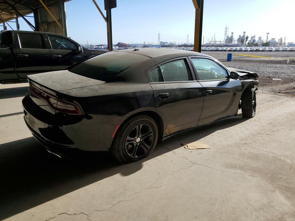 Photo 3 from auction – 2020 DODGE CHARGER with VIN 2C3CDXBG9LH204062