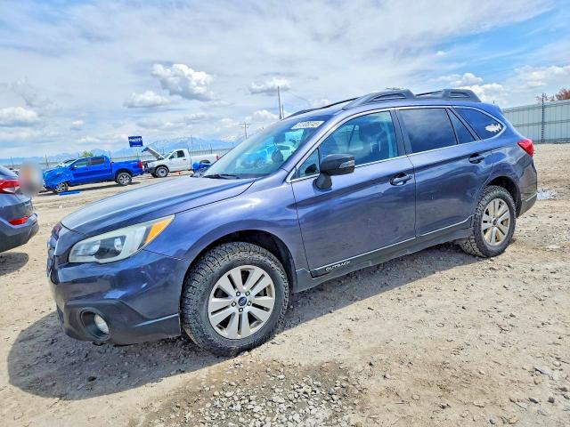 SUBARU OUTBACK 2015 with VIN 4S4BSBFC4F3297440 - Photo from auction