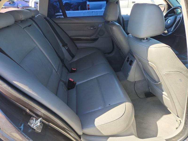 Photo 10 from auction – 2007 BMW 328 with VIN WBAVS13567FX15978