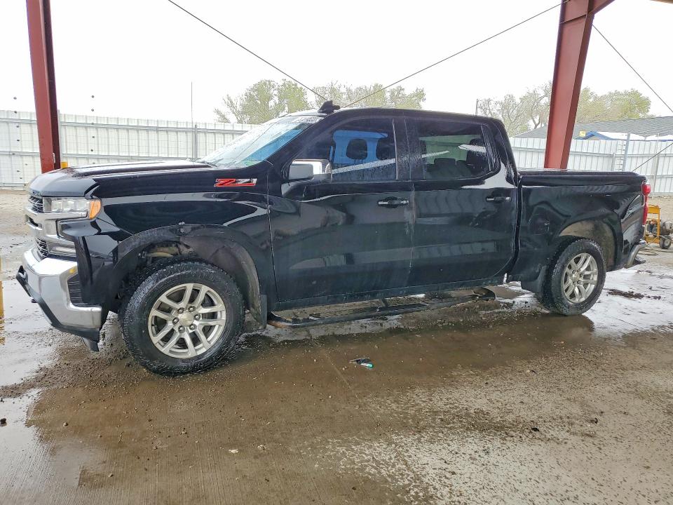 CHEVROLET SILVERADO 2019 with VIN 1GCUYDED8KZ104344 - Photo from auction