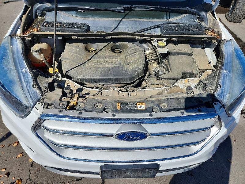 Photo 12 from auction – 2018 FORD ESCAPE with VIN 1FMCU9G9XJUC63452