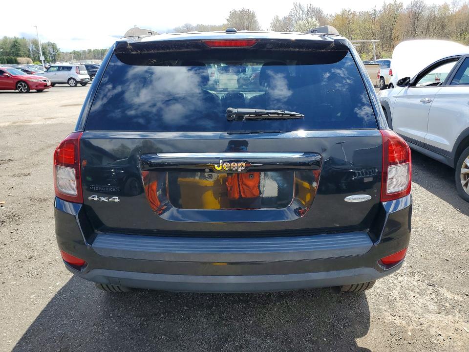 Photo 6 from auction – 2014 JEEP COMPASS with VIN 1C4NJDEB7ED730802