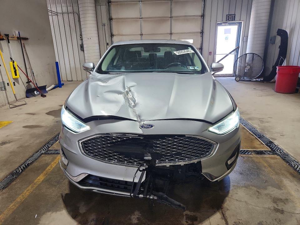 Photo 5 from auction – 2020 FORD FUSION with VIN 3FA6P0D91LR193283