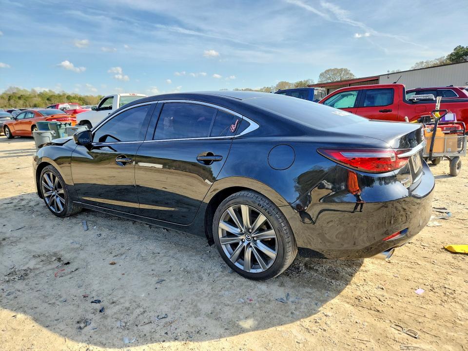 Photo 2 from auction – 2021 MAZDA 6 with VIN JM1GL1VM5M1600682