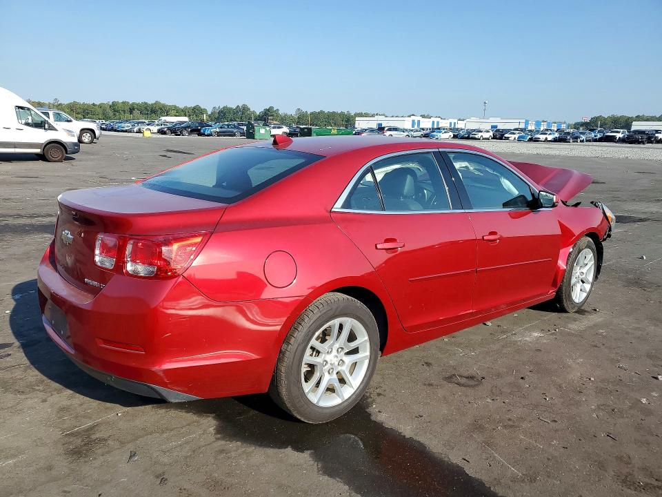Photo 3 from auction – 2014 CHEVROLET MALIBU with VIN 1G11C5SL8EF162844