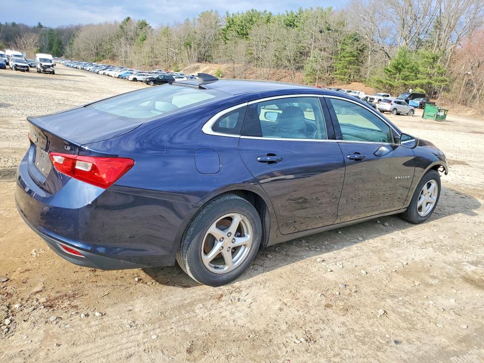 Photo 3 from auction – 2016 CHEVROLET MALIBU with VIN 1G1ZC5ST4GF254751