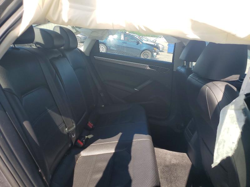 Photo 10 from auction – 2017 VOLKSWAGEN PASSAT with VIN 1VWDT7A30HC063438
