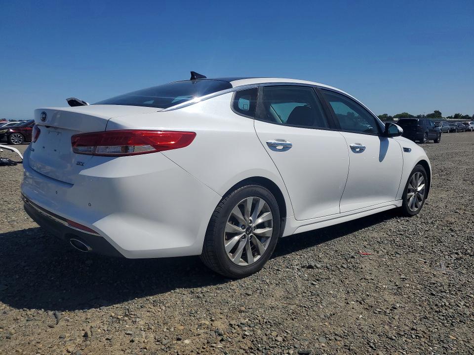Photo 3 from auction – 2016 KIA OPTIMA with VIN 5XXGU4L36GG092272
