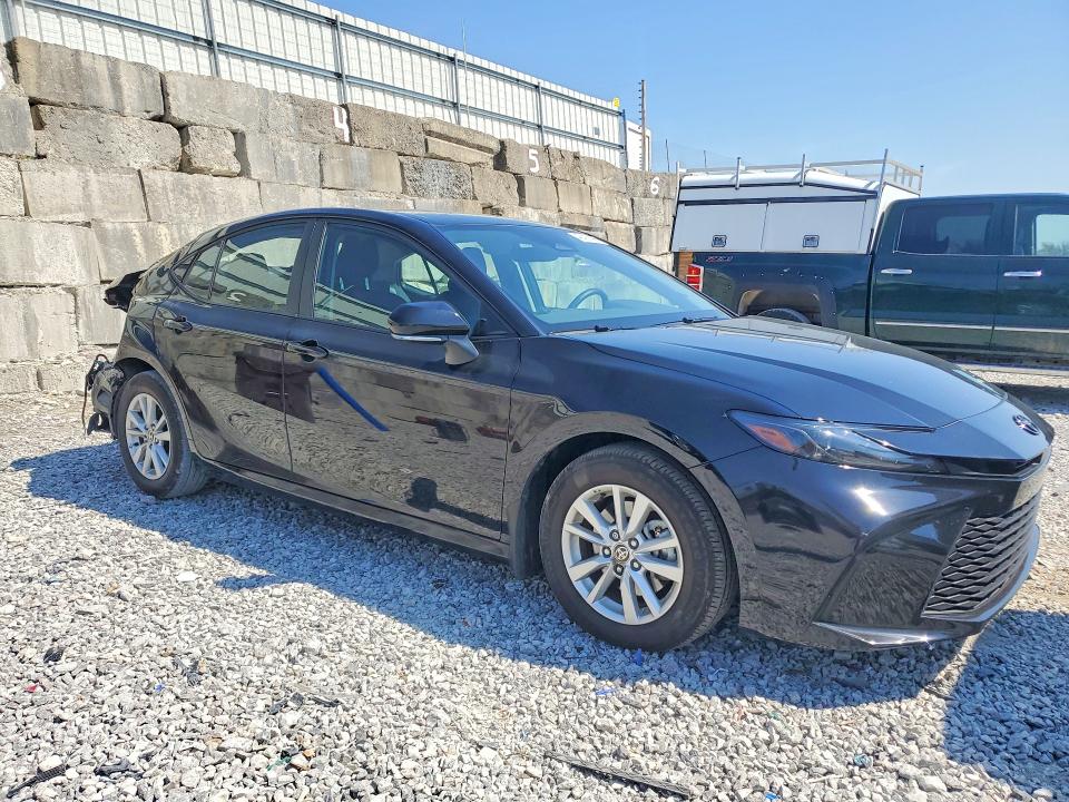 Photo 4 from auction – 2025 TOYOTA CAMRY with VIN 4T1DAACK2SU634614
