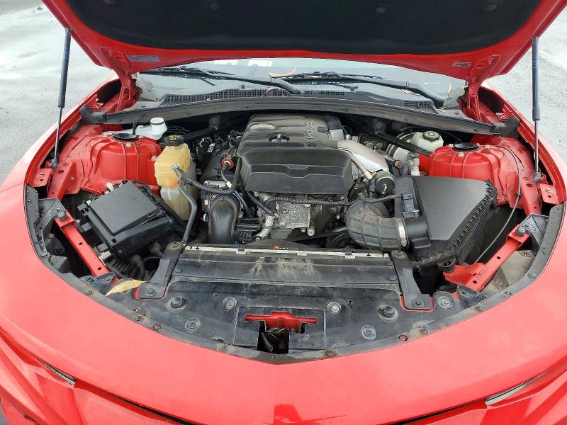 Photo 11 from auction – 2018 CHEVROLET CAMARO with VIN 1G1FB1RX2J0101495