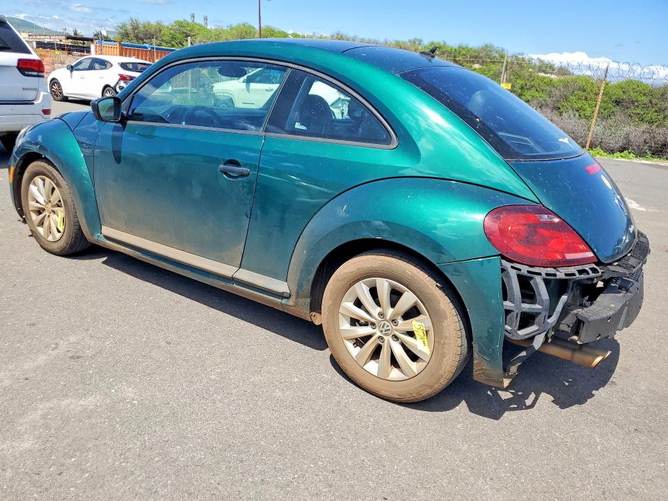 Photo 2 from auction – 2017 VOLKSWAGEN BEETLE with VIN 3VWF17AT7HM618625