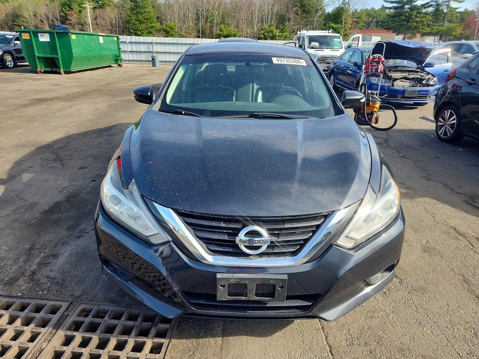 Photo 5 from auction – 2017 NISSAN ALTIMA with VIN 1N4AL3AP3HC165758