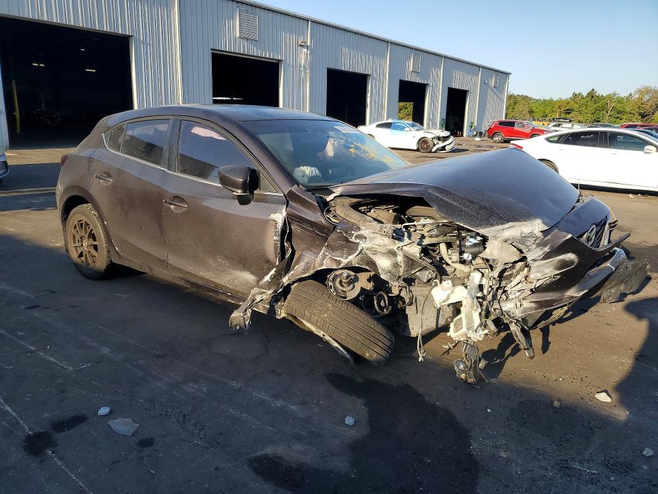 Photo 4 from auction – 2015 MAZDA 3 with VIN 3MZBM1L7XFM124310