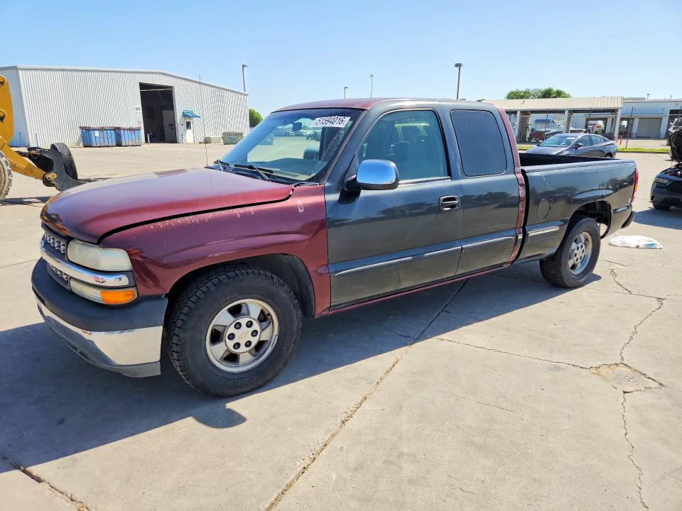 CHEVROLET SILVERADO 2002 with VIN 2GCEC19T921301535 - Photo from auction