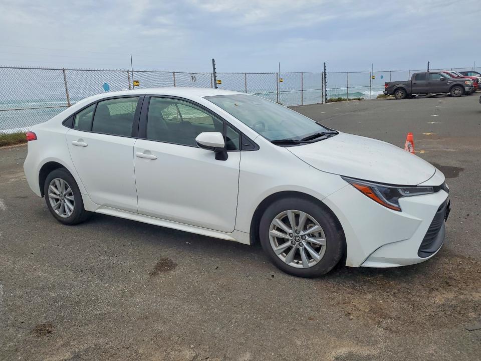 Photo 4 from auction – 2024 TOYOTA COROLLA with VIN JTDB4MEE2RJ015499