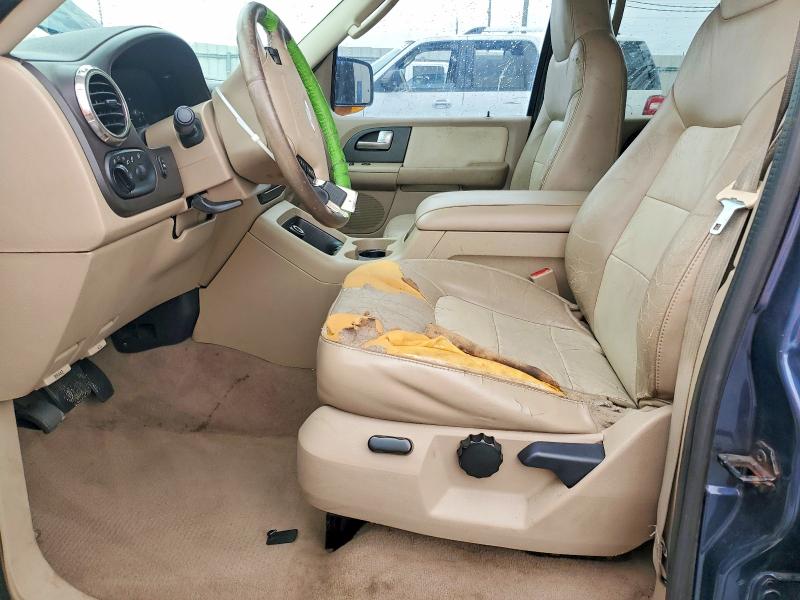 Photo 7 from auction – 2004 FORD EXPEDITION with VIN 1FMPU17L64LA90411