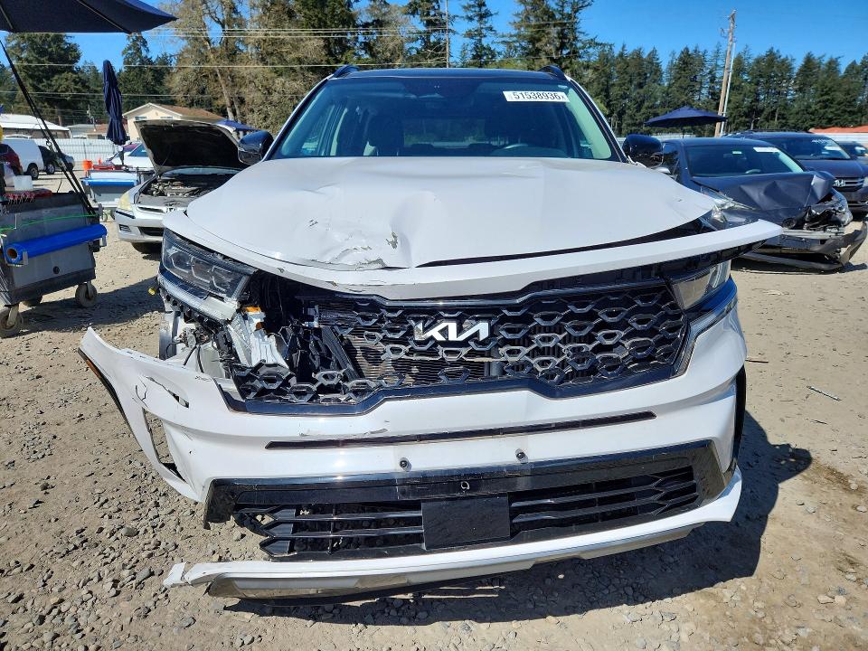 Photo 5 from auction – 2023 KIA SORENTO with VIN 5XYRKDLF6PG233314