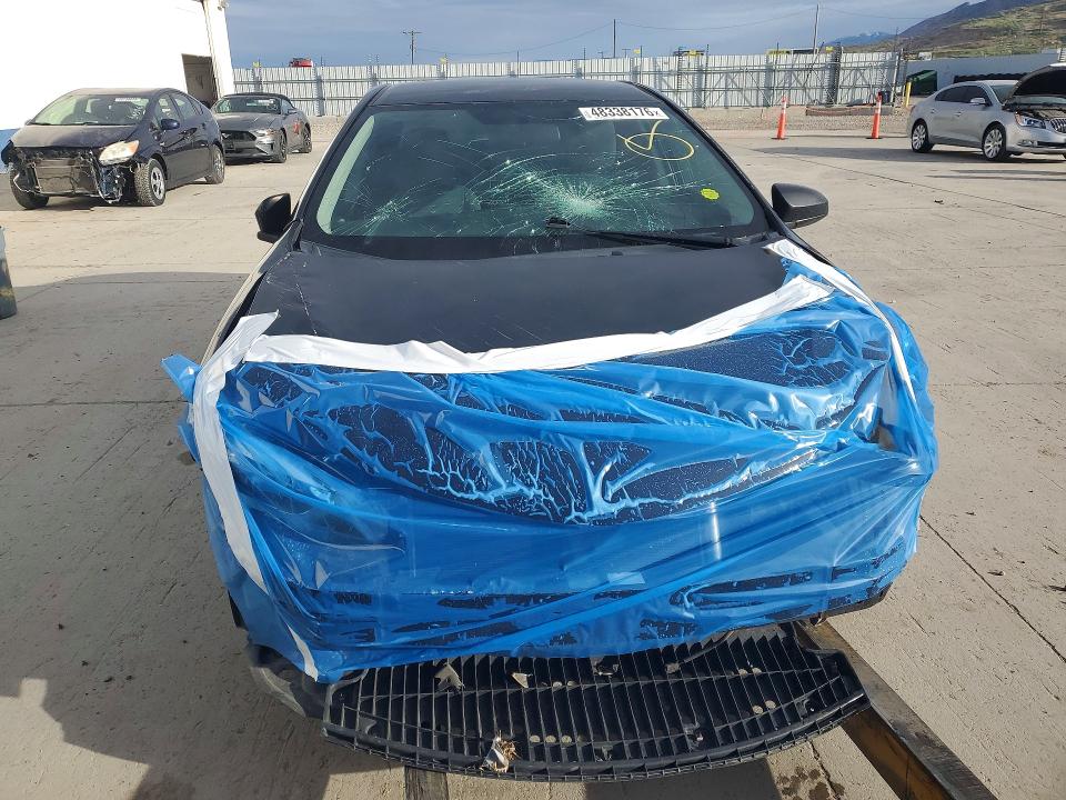 Photo 5 from auction – 2016 TOYOTA COROLLA with VIN 5YFBURHE7GP508015
