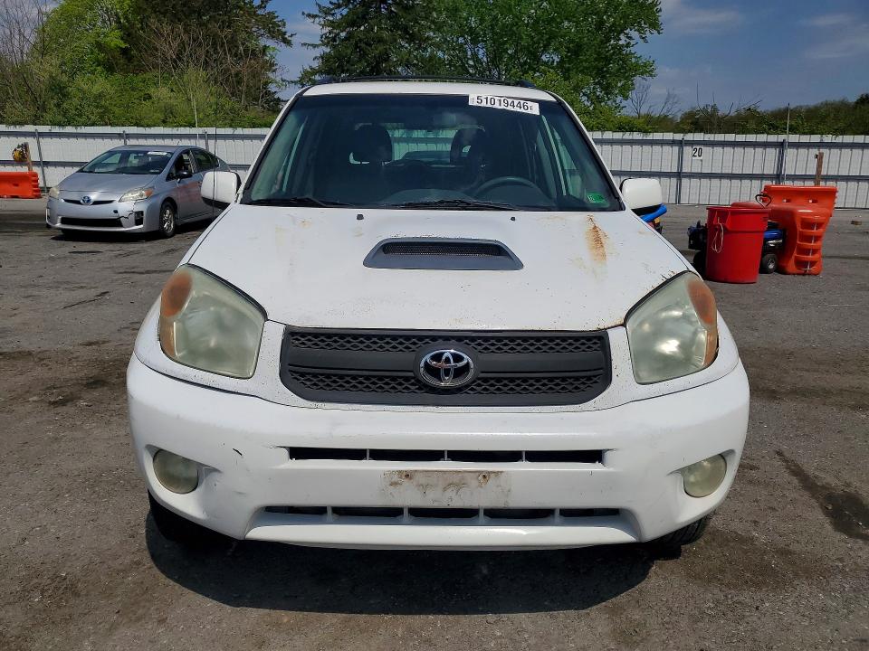 Photo 5 from auction – 2004 TOYOTA RAV4 with VIN JTEHD20V740024053