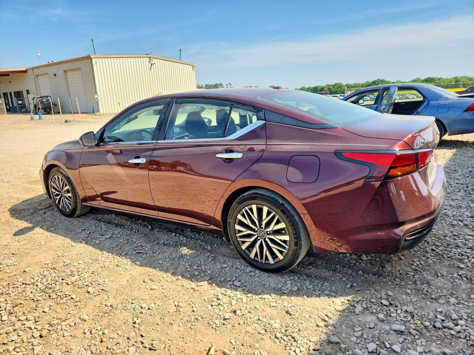 Photo 2 from auction – 2023 NISSAN ALTIMA with VIN 1N4BL4DV4PN383991