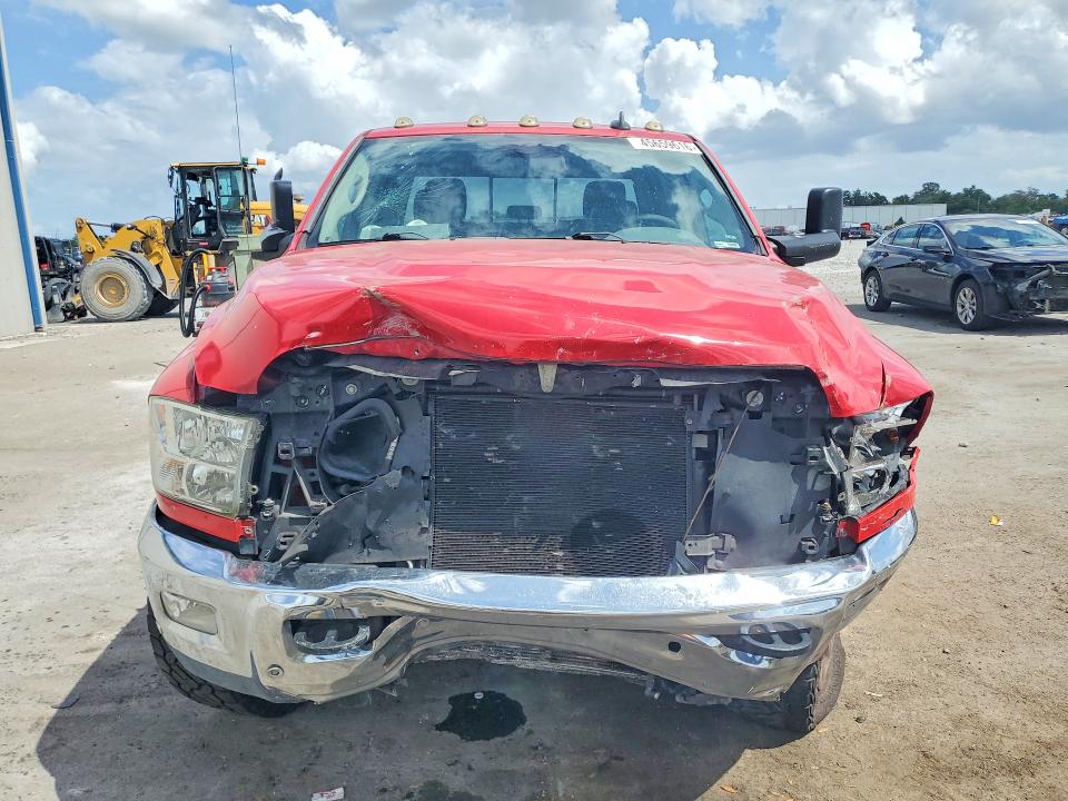 Photo 5 from auction – 2018 RAM 2500 with VIN 3C6UR5DL0JG208568
