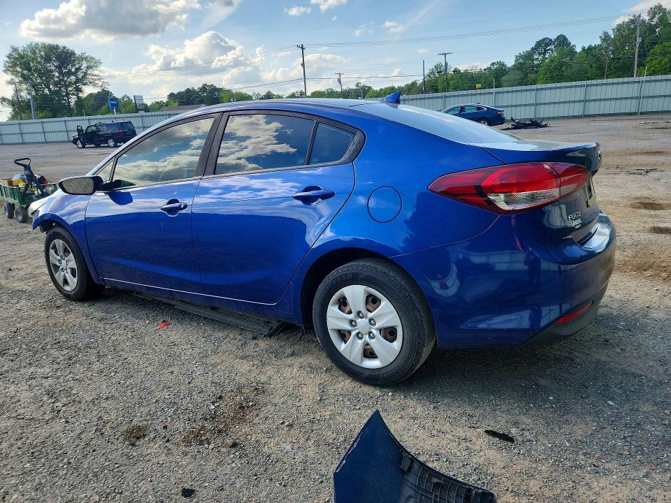 Photo 2 from auction – 2018 KIA FORTE with VIN 3KPFK4A74JE272678
