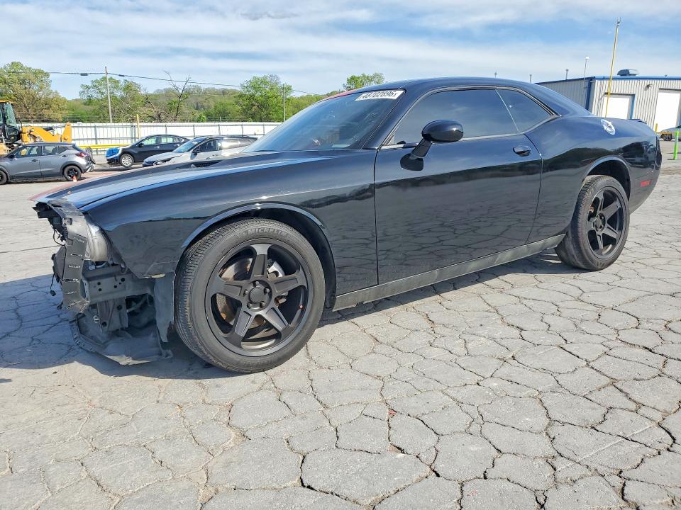 DODGE CHALLENGER 2014 with VIN 2C3CDYAG5EH253446 - Photo from auction