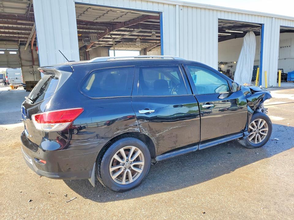 Photo 3 from auction – 2014 NISSAN PATHFINDER with VIN 5N1AR2MN6EC728080