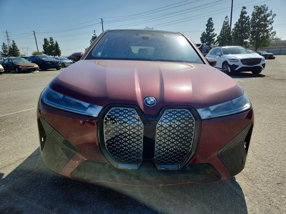 Photo 5 from auction – 2025 BMW IX with VIN WB523CF03SCS07827