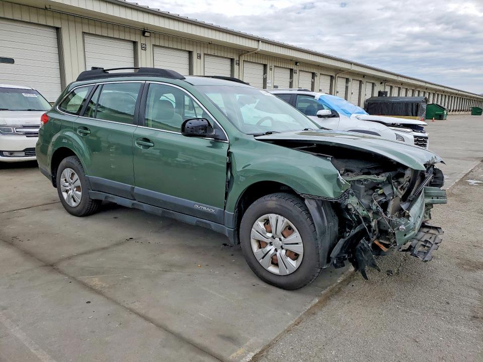 Photo 4 from auction – 2013 SUBARU OUTBACK with VIN 4S4BRCAC3D3300396