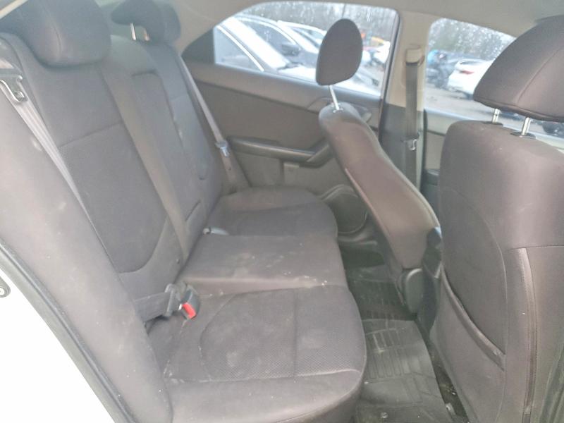 Photo 10 from auction – 2012 KIA FORTE with VIN KNAFU4A24C5628041