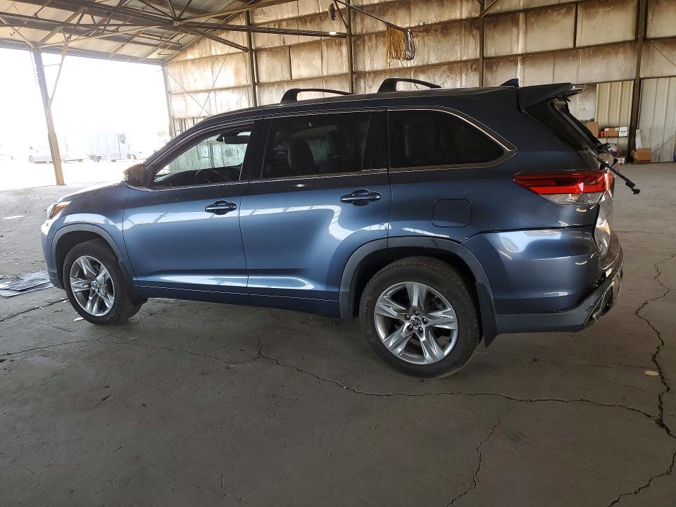 Photo 2 from auction – 2018 TOYOTA HIGHLANDER with VIN 5TDYZRFH3JS275466