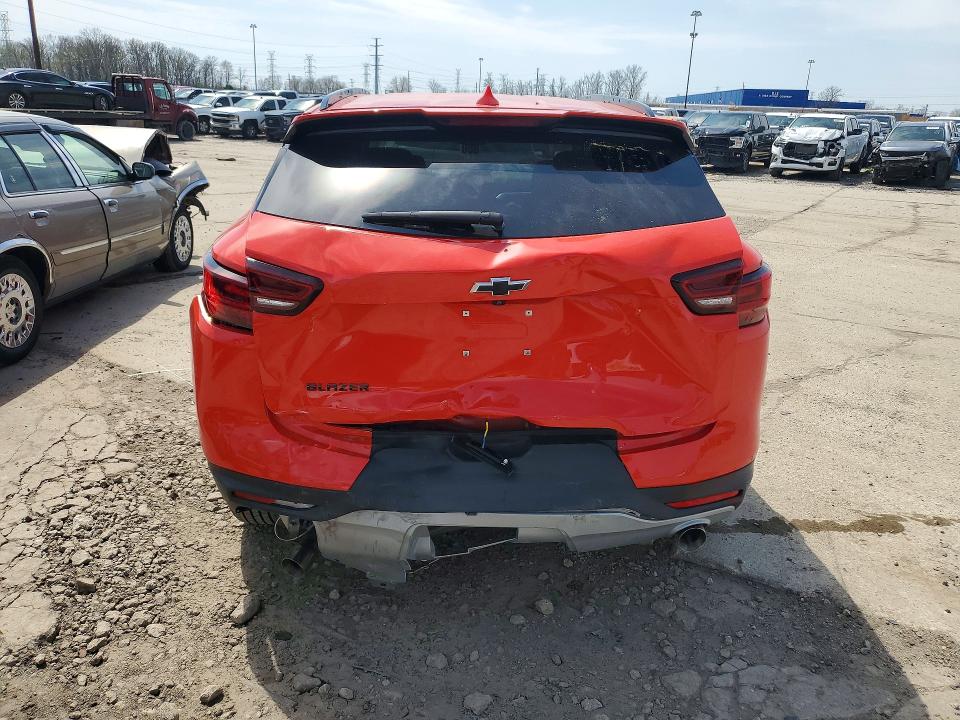 Photo 6 from auction – 2025 CHEVROLET BLAZER with VIN 3GNKBCR47SS124151