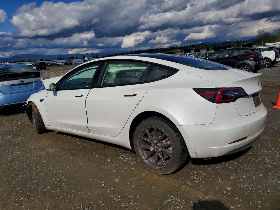 Фото 2 с аукциона – 2021 TESLA MODEL 3 с VIN 5YJ3E1EAXMF053138