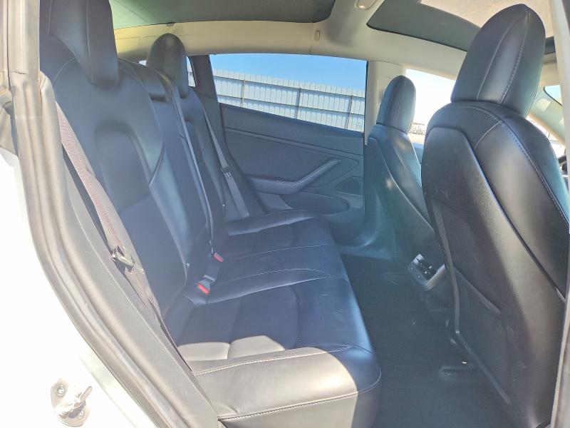 Photo 10 from auction – 2018 TESLA MDL 3 with VIN 5YJ3E1EA5JF026165
