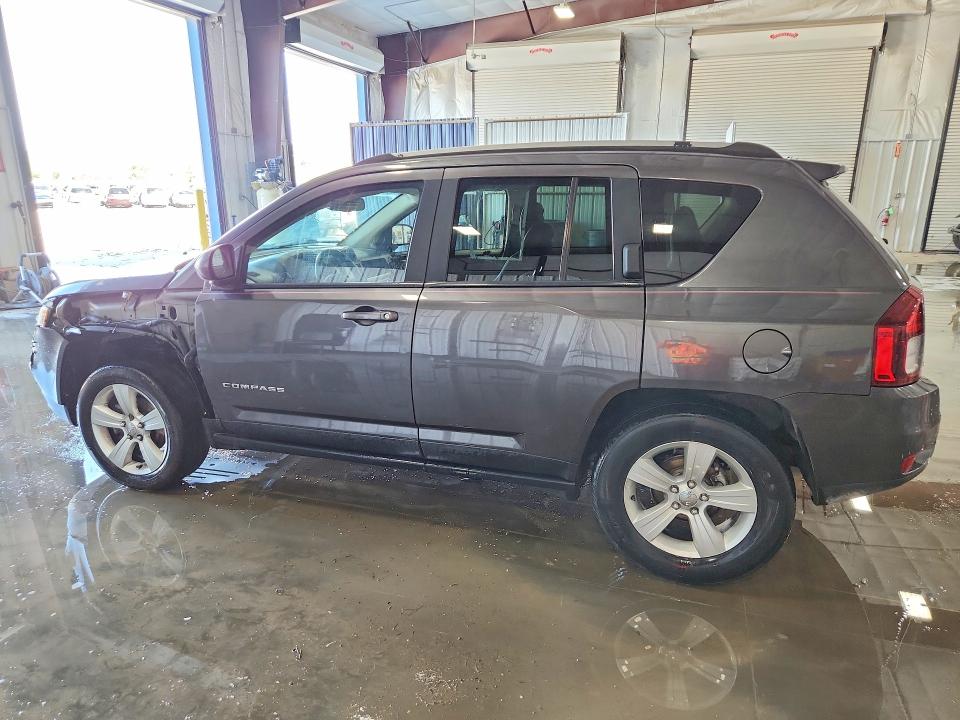 Снимка 2 от търг – 2016 JEEP COMPASS с VIN 1C4NJDEB1GD616927