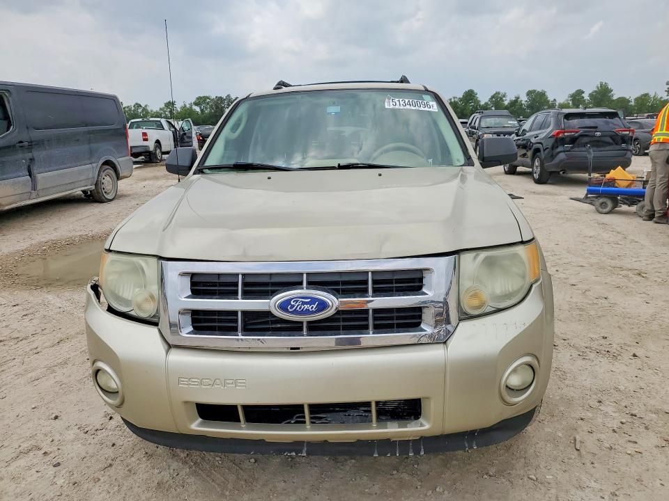 Photo 5 from auction – 2011 FORD ESCAPE XLT with VIN 1FMCU0DG0BKB88918