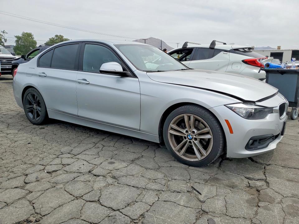 Photo 4 from auction – 2016 BMW 320 with VIN WBA8A9C58GK618643