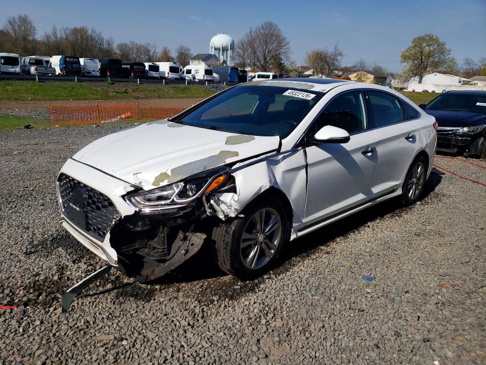 HYUNDAI SONATA 2018 with VIN 5NPE34AF6JH675041 - Photo from auction