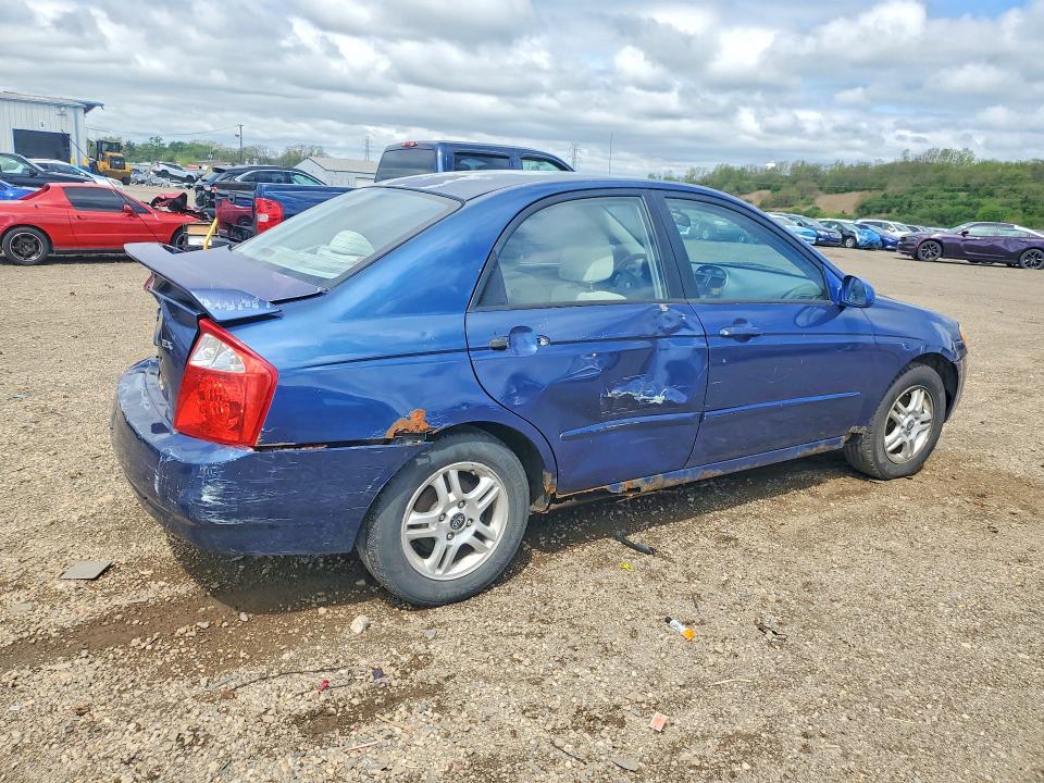 Photo 3 from auction – 2005 KIA SPECTRA with VIN KNAFE121055090829